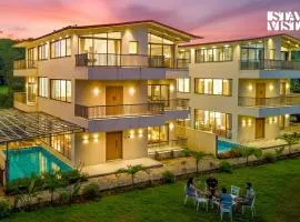 StayVista at Mount Lyf Resort with Mountain Views, AC, WiFi