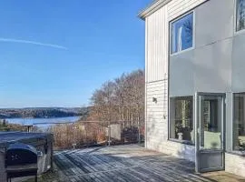 Awesome Home In Uddevalla With House Sea View