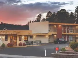 Kings House Motor Hotel, a Dazzler Select by Wyndham