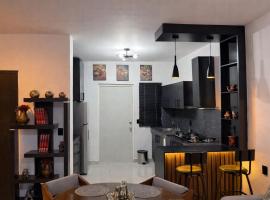 Colima Casa Cómoda-Aire Acondicionado-WiFi 200 Mbps-Zona IMSS No1, hotel en El Espinal