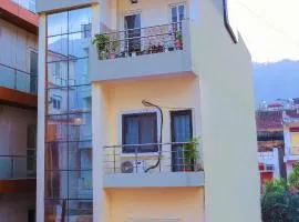Hotel Pi-Tapovan