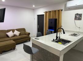 Departamento 2 habitaciones comodo y fresco, hotel i Ciudad Acuña