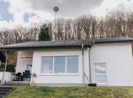Ferienhaus Waldzeit, hotel v destinaci Heimbach