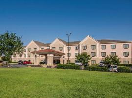 Quality Suites Graham - Burlington South, hotelli kohteessa Graham