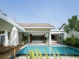 Calypso Villa Phuket - Naiyang Beach