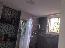 Bright 1BR Oasis Stay, Calm Area Nefta, hotel em Nefta