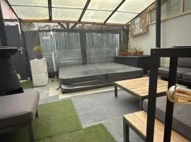 Maison avec Jacuzzi extérieur