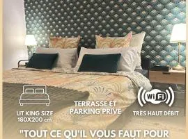 Maison cosy avec terrasse & parking - 5min de Tours