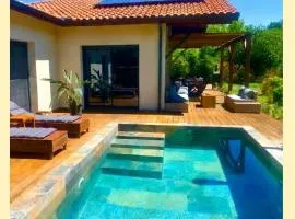 Villa Piscine Chauffée et Spa Idéale pour Famille et Amis