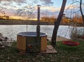 Cosy Waterfront Cabin with Hot Tub