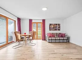 Sonnenruhe - stilvolle Ferienwohnung bei Radolfzell am Bodensee mit Balkon & Parkplatz