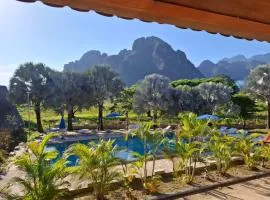 Romantic Vang Vieng resort