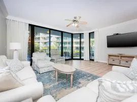 Phoenix on the Bay 1124 condo