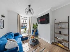 Stylish and Cosy 3Bd- WiFi- Long Stay Ready
