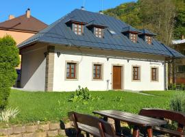 Lotrinský Apartmány, Hotel in Hodruša