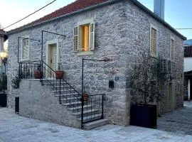 Tri srca 2 - De Luxe 2