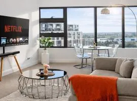 Skyline Retreat Free Parking 2 min to Stadium Sleeps 6