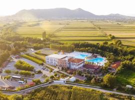 Gardenland Resort, hotel a Shkodër