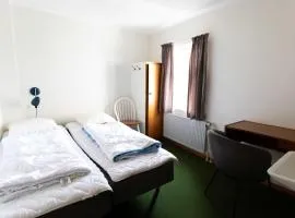 Isansgardur Double Room Shared Bathroom