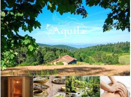 Gîte Aquilæ - Nature, sauna & bain nordique privatifs, Hotel in Vollore-Montagne