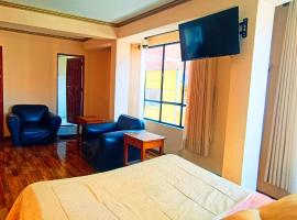 Residencial Sucre, Hotel in Copacabana