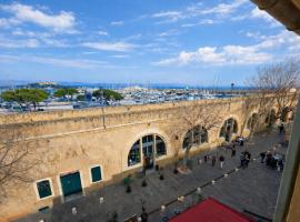 Face Port Vauban - Appartements au cœur du Vieil Antibes, hotel v destinaci Antibes