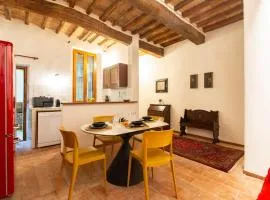 Hostly Il Pozzo Antico Perugia Etruscan City