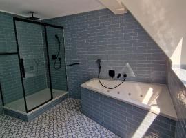 Ruhiges Haus mit Whirlpool für 5 Gäste nahe Messe Essen mit 3 Schlafzimmern, Hotel in Essen