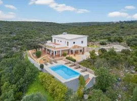 Villa Horizonte by Algarve Holidays