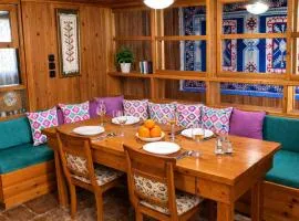 YaSou House - Spacious Family Apartment by the Sea, Loutraki