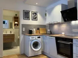 Gehobene Auszeit in Zwenkau - top ausgestattete Ferienwohnung - nur 500m bis zum Hafen