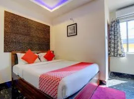 Hotel O P S Grand