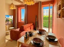 Le Marbella - Balcon, vue Saône, clim et terracotta