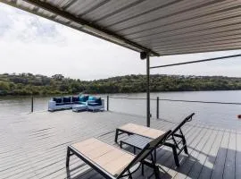 Lakefront Paradise with Firepit