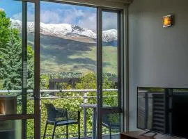 Central Luxury Apartment 205