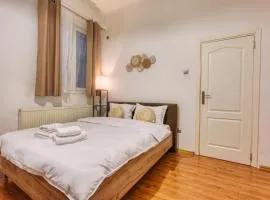 Quiet Spacious Studio near Old Town - Brezoianu 9 - Pumo Properties