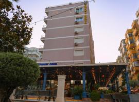 Hotel Adria, hotell i Shëngjini