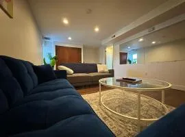 Cozy 1 BR Apartment Private Basement Entrance 5 min to Green Line T Station at Newton Boston