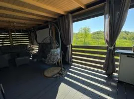 Sunny Bay Escape House