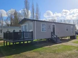 Billing Aquadrome Holiday Park with Fishing Lakes