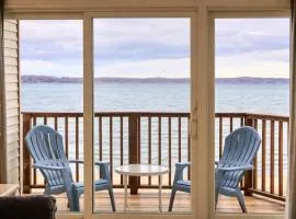 Beachside 218 Luxury Condo on the Beach