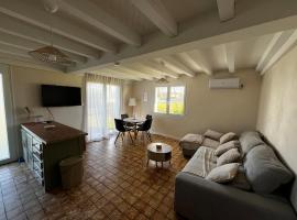 T2 charmant dans les Landes、Lesperonのホテル