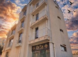 ZaZa Family Hotel, hotel a Radnevo