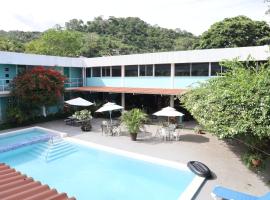 Pacific Coast Hotel, hotel u gradu 'Playa Bonita Village'