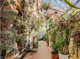 OASIS EPÍFITO URBANO Botanical Wellness Oasis near City of Arts & Sciencies