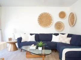 Adorable Octopus Hideaway 2 min walk to the beach!