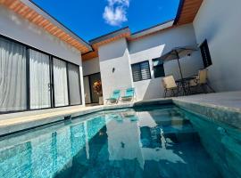 Villa Continental América - Nicoya Guanacaste, hotel i Nicoya