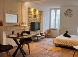 L'été sans fin – hotel w mieście Bellac