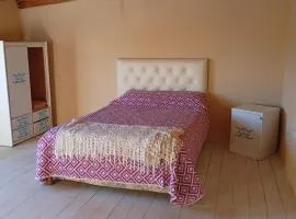 Av 13 Y 98 Al Paso Marisa