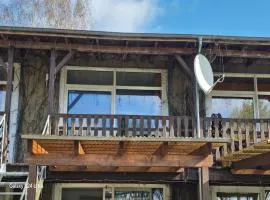 Mobile Home im Ferienpark mit Seezugang